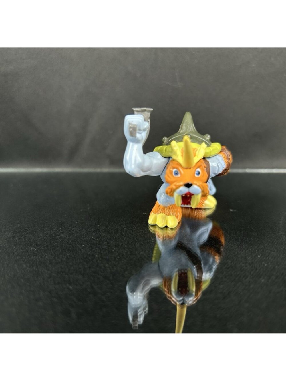 Vintage Bandai Digimon Zudomon 2” Mini Figure 1999 - Picture 2 of 11
